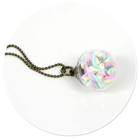 necklace sphere with marshallows no. 3