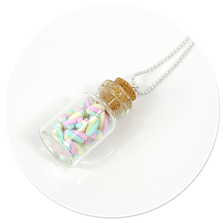 necklace jar with marshallows