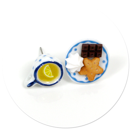 plug-in earrings tea with sweets