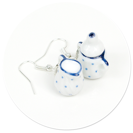 earrings jug and sugar-bowl