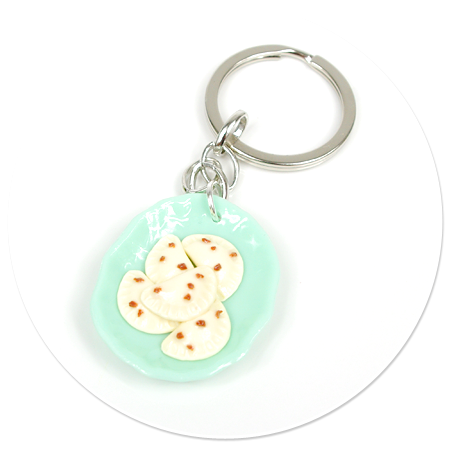 keyring with plate of dumplings no. 5