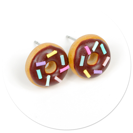 plug-in earrings donuts