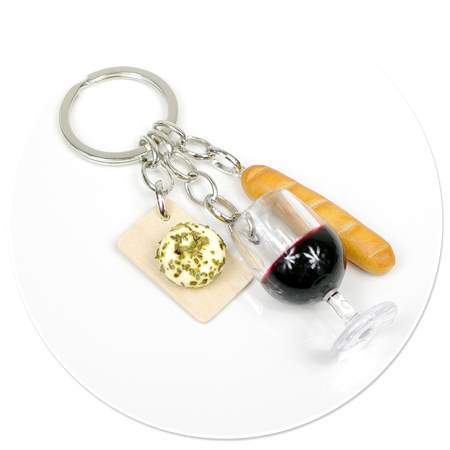 keyring with wine and cheeses no. 8