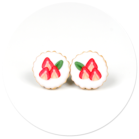 plug-in earrings tart with strawberries no. 2